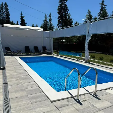Holiday home Forest Lux Nisici
